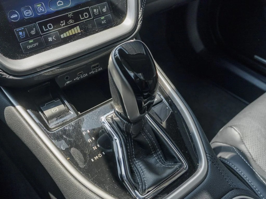 Used 2025 Crystal Black Silica Subaru Touring XT image 27