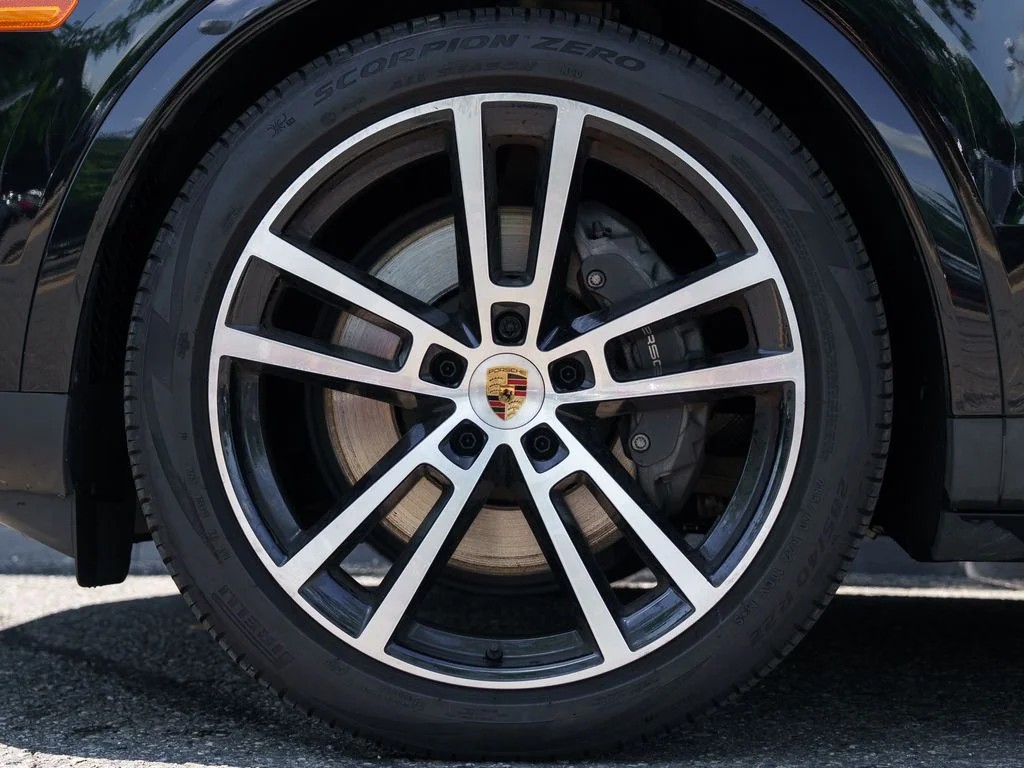 Used 2025 Chromite Black Metallic Porsche Base image 12