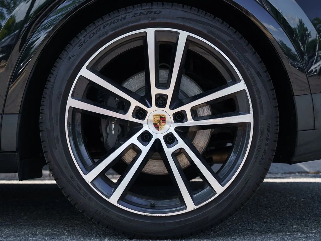 Used 2025 Chromite Black Metallic Porsche Base image 13