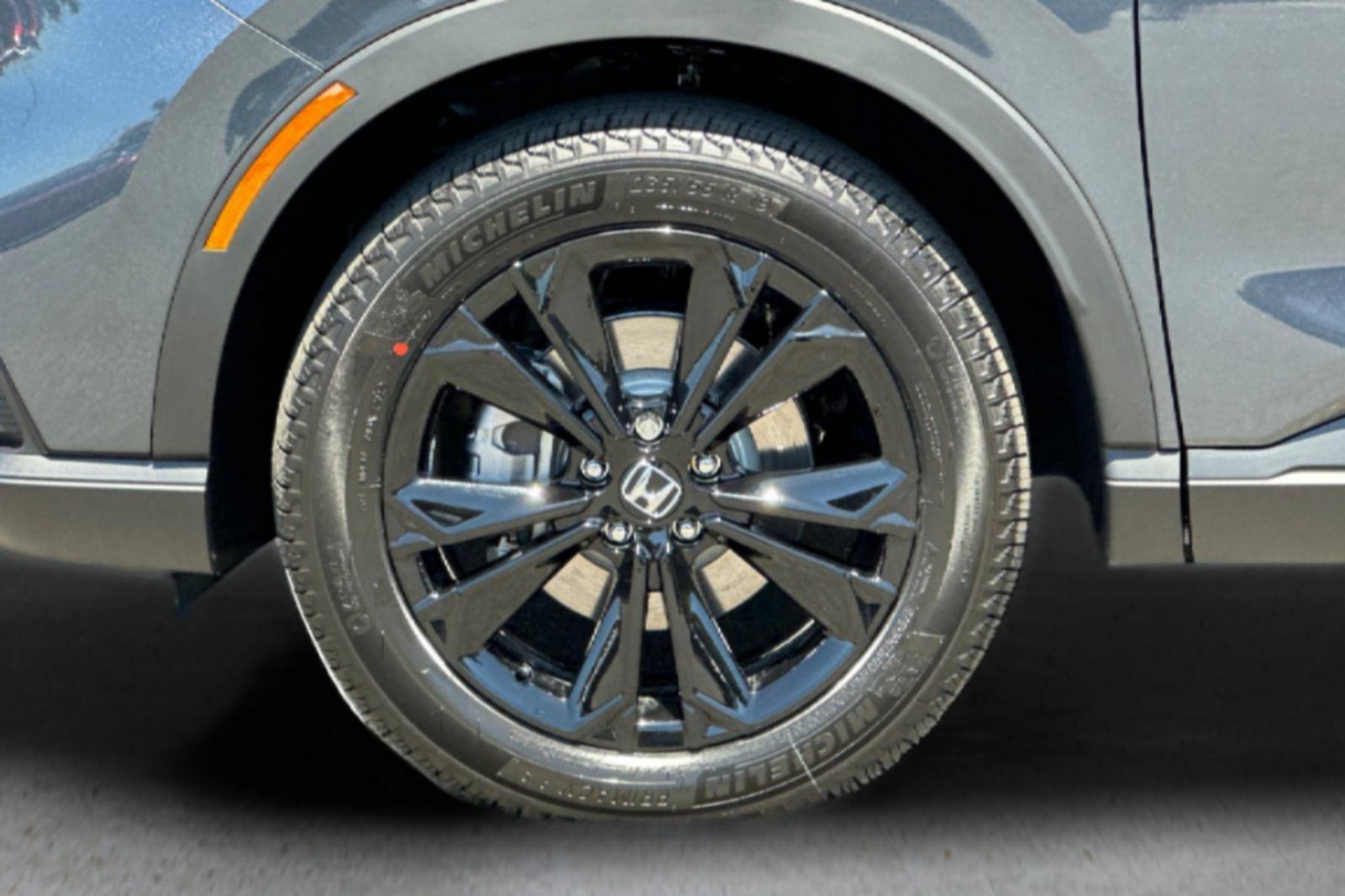 New 2026 Meteorite Gray Metallic Honda AWD Sport Touring Hybrid image 25