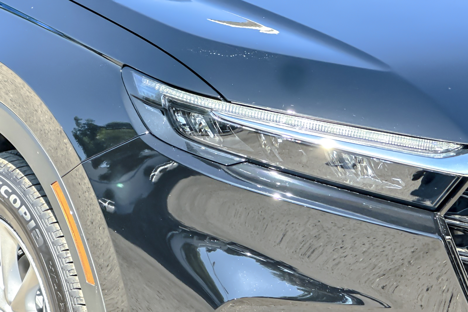 New 2026 Crystal Black Pearl Honda AWD EX image 26