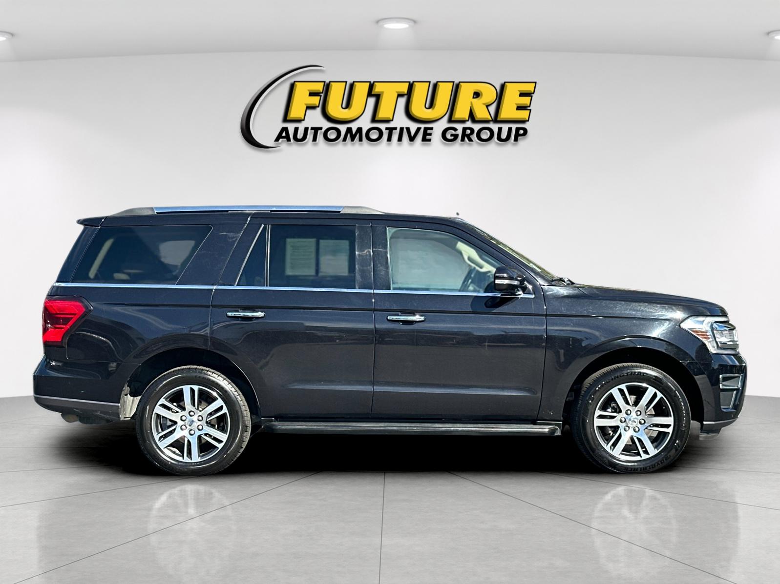 Used 2024 Black Ford Limited image 2