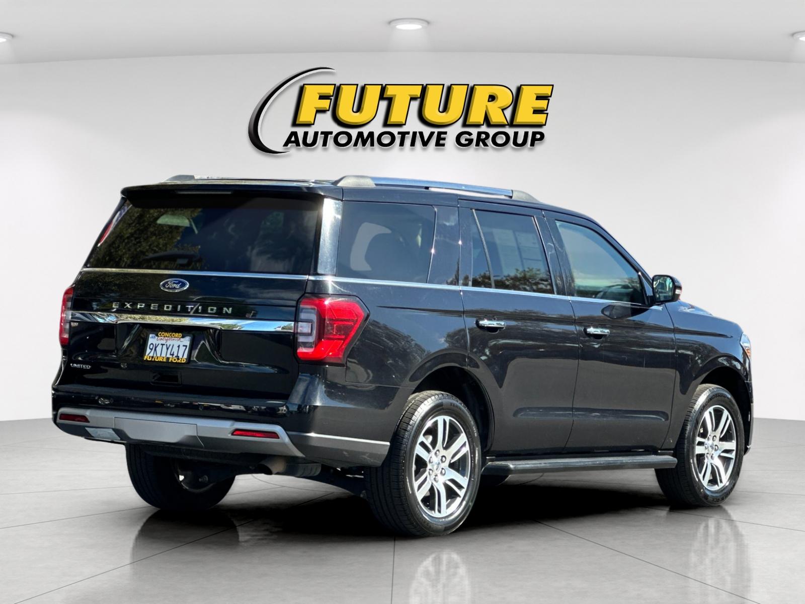 Used 2024 Black Ford Limited image 3