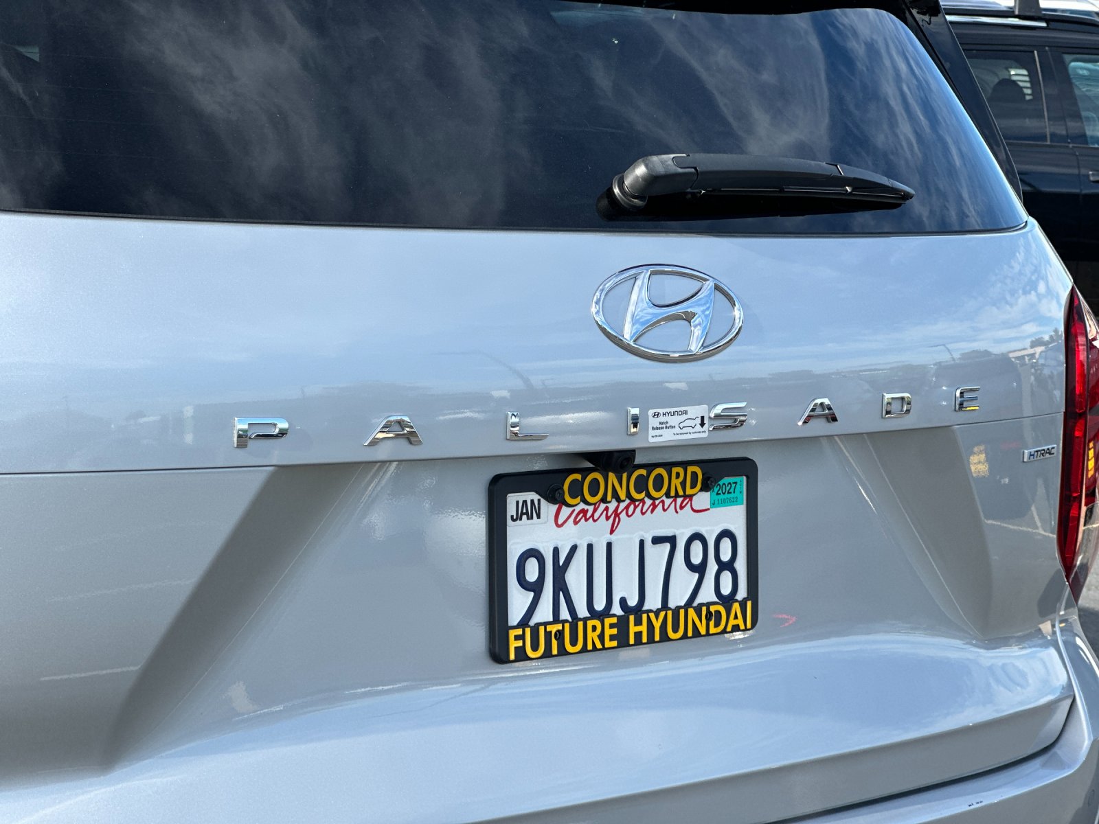 Used 2024 Silver Hyundai Calligraphy image 26