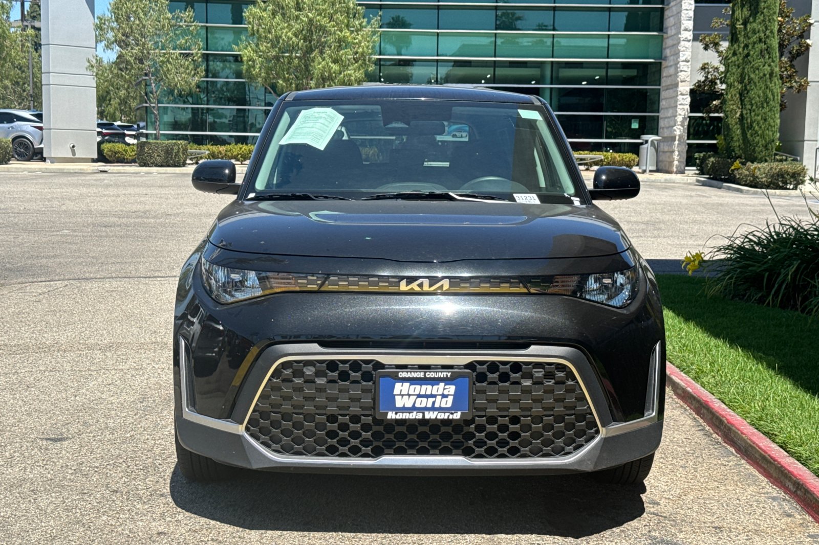 Used 2025 Black Kia LX image 3
