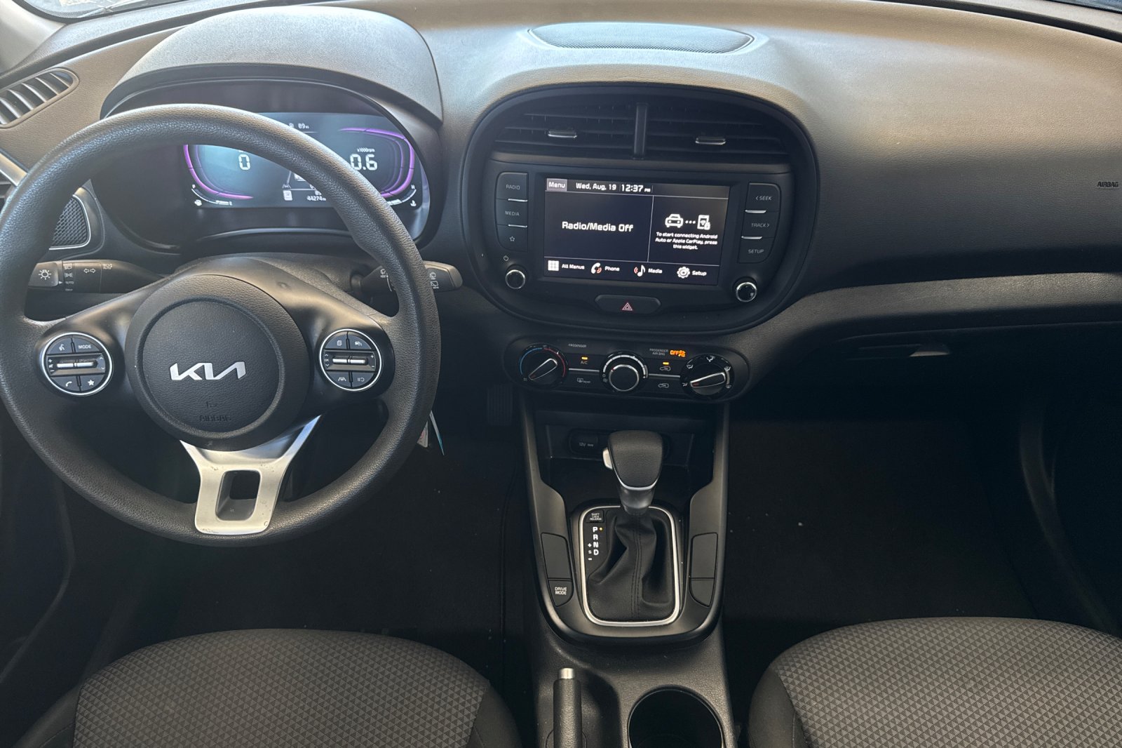 Used 2025 Black Kia LX image 9