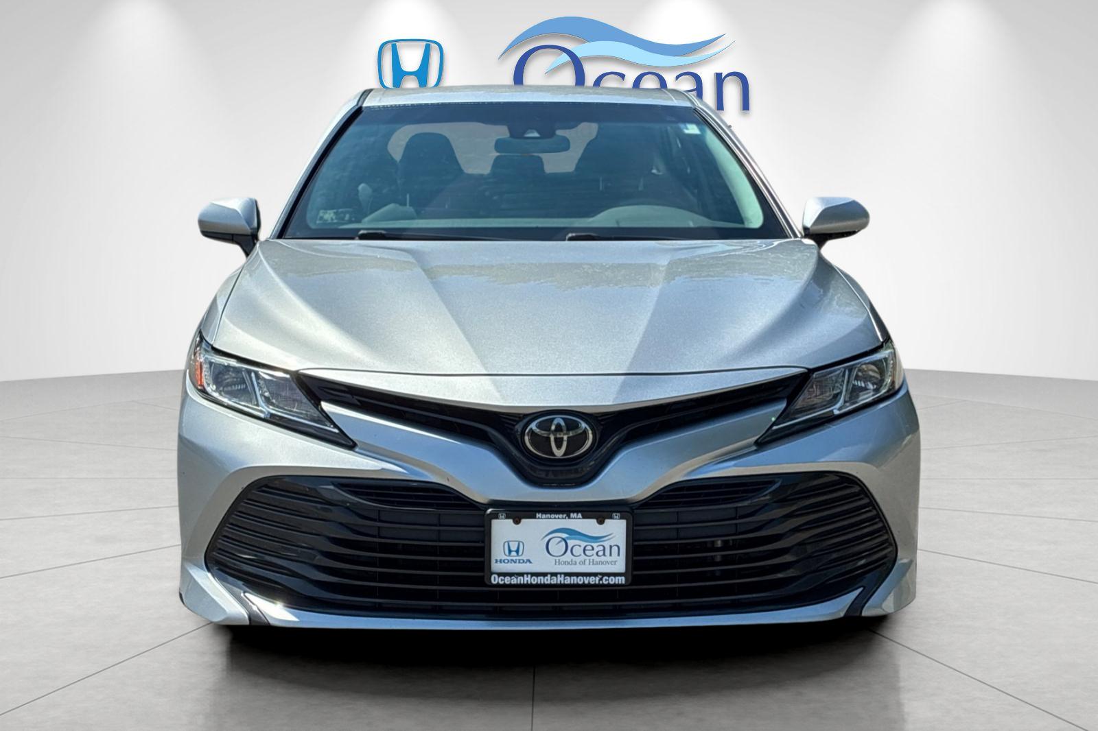 Used 2018 Celestial Silver Metallic Toyota LE image 8