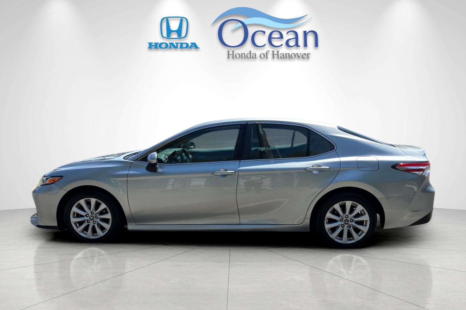 Used 2018 Celestial Silver Metallic Toyota LE image 6