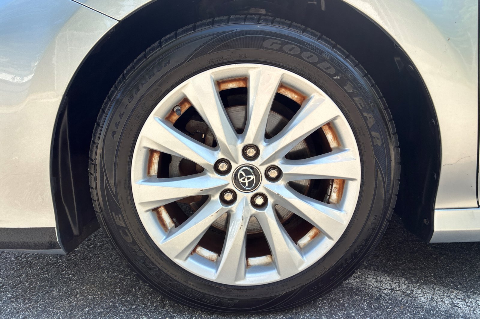 Used 2018 Celestial Silver Metallic Toyota LE image 24