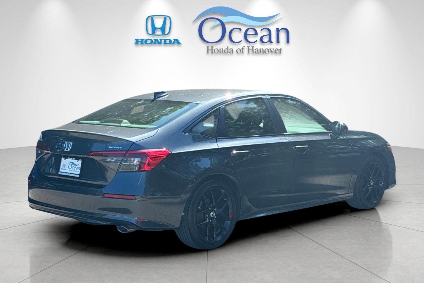 Used 2024 Meteorite Gray Metallic Honda Sport image 3