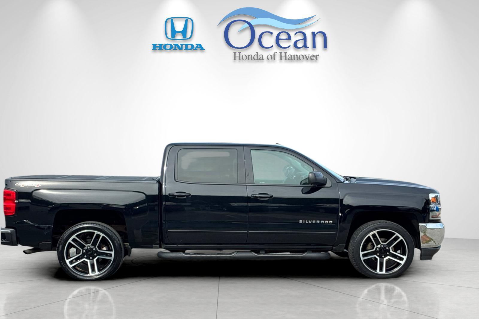 Used 2016 Black Chevrolet LT image 2