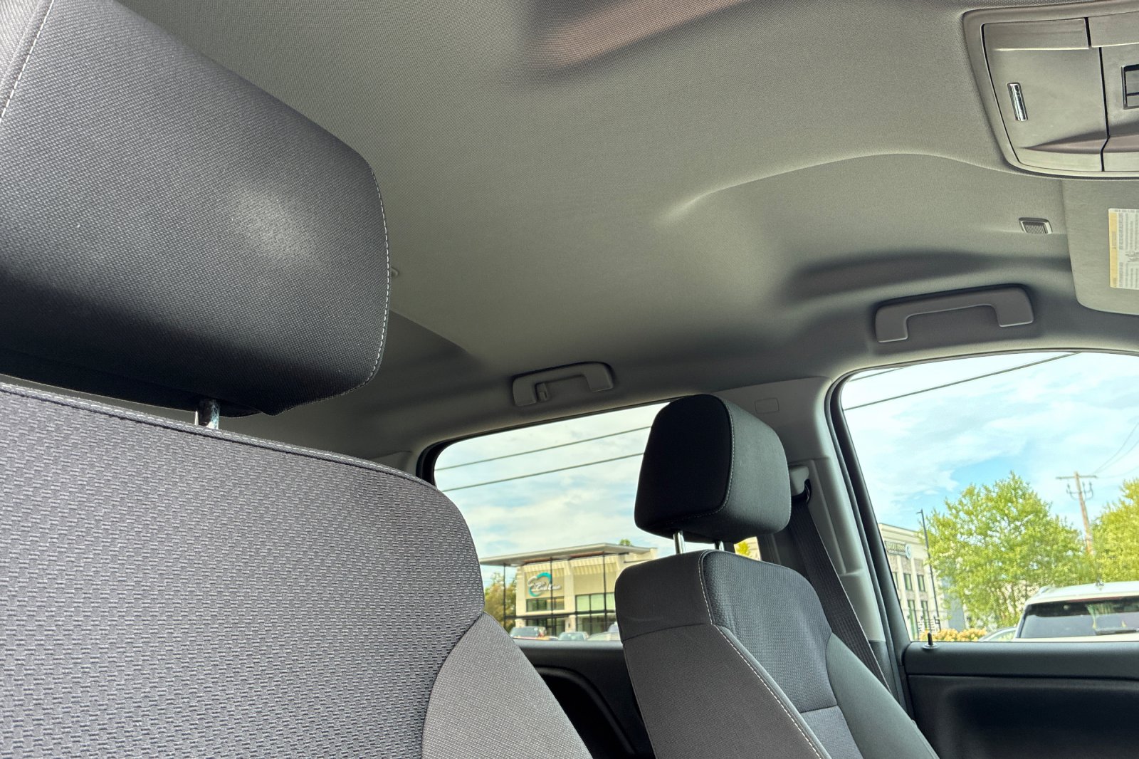 Used 2016 Black Chevrolet LT image 17