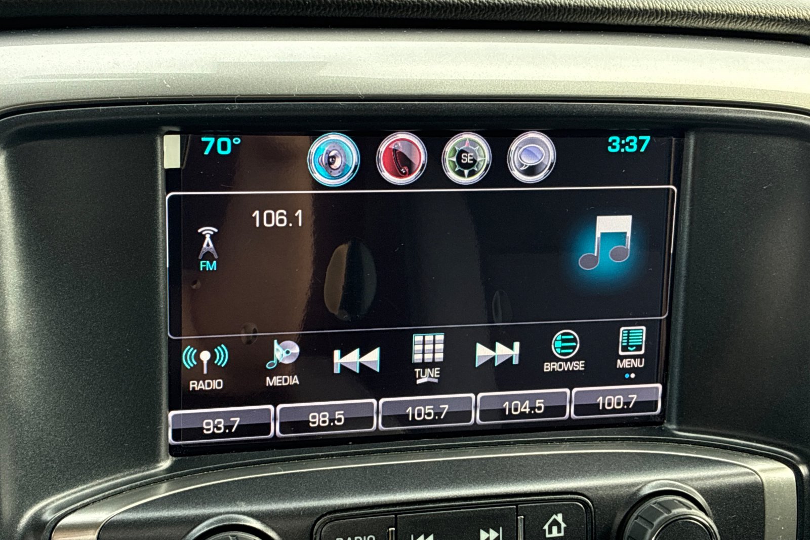 Used 2016 Black Chevrolet LT image 18