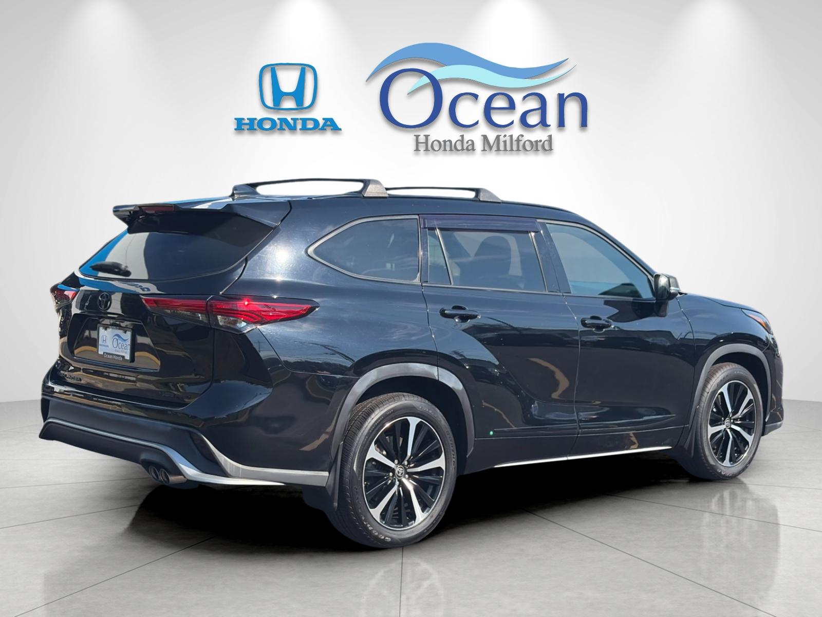 Used 2021 Midnight Black Metallic Toyota XSE image 3