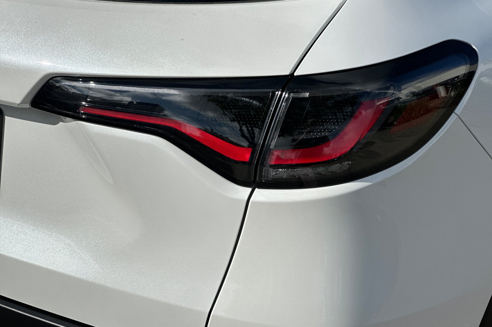 New 2027 Platinum White Pearl Honda LX image 31