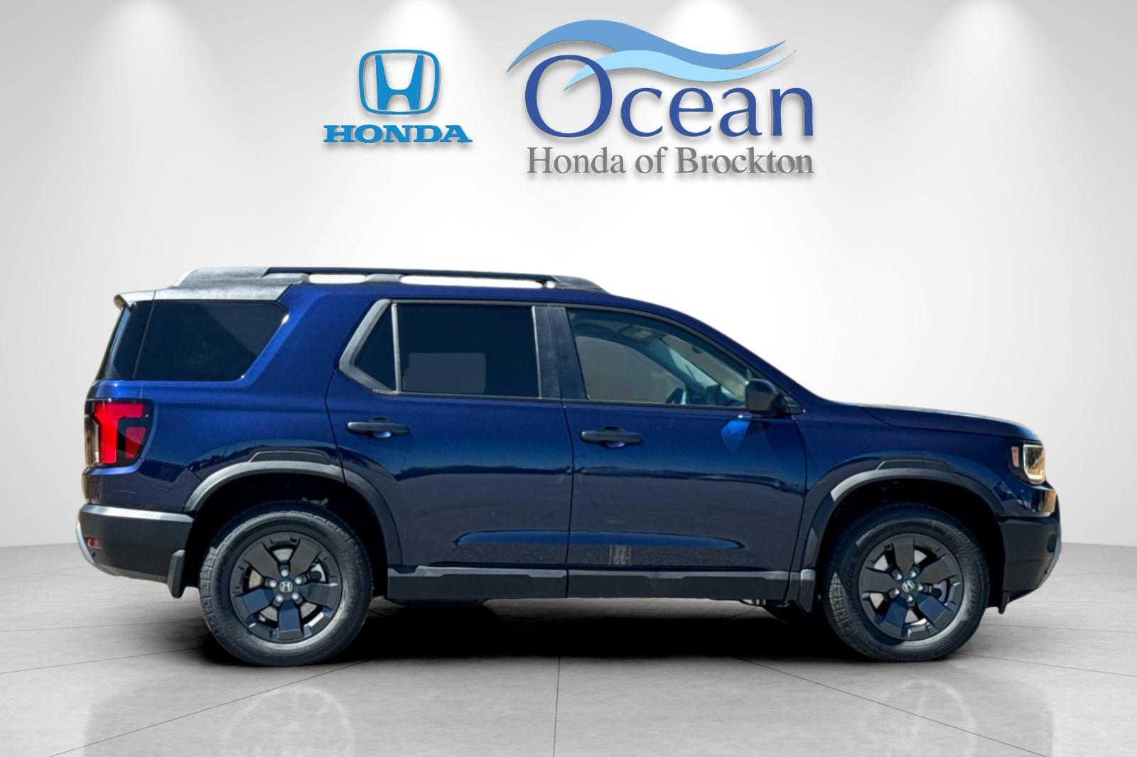 New 2026 Obsidian Blue Pearl Honda RTL image 6