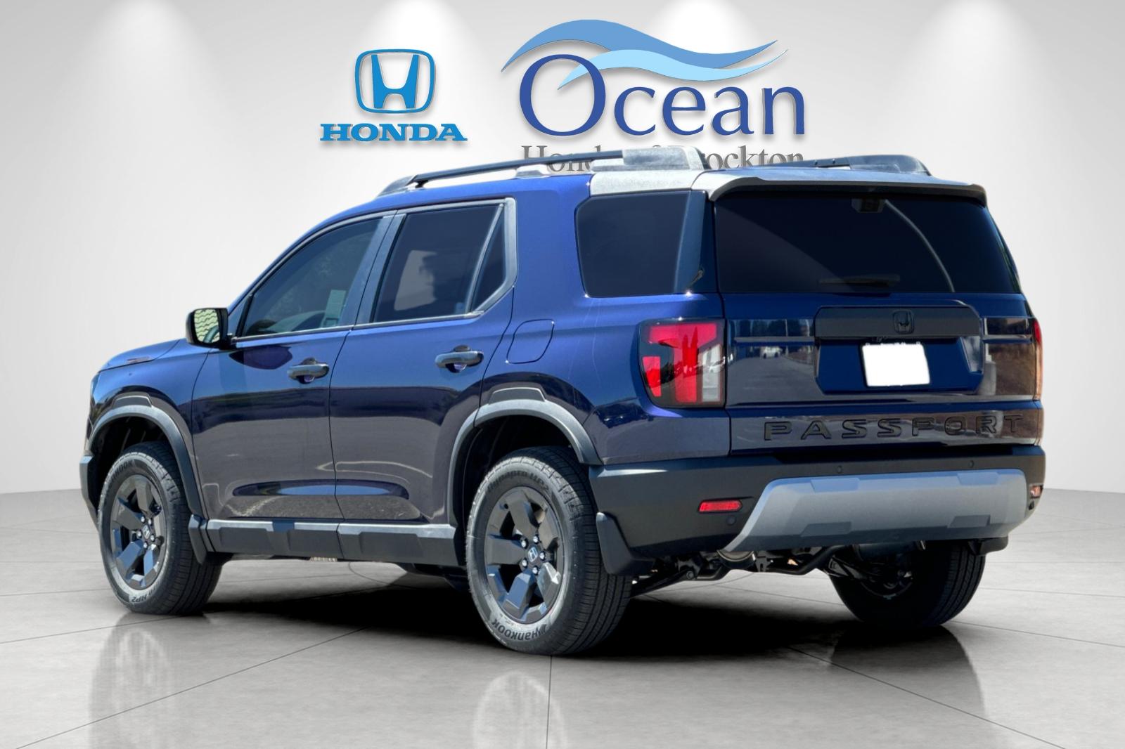 New 2026 Obsidian Blue Pearl Honda RTL image 3