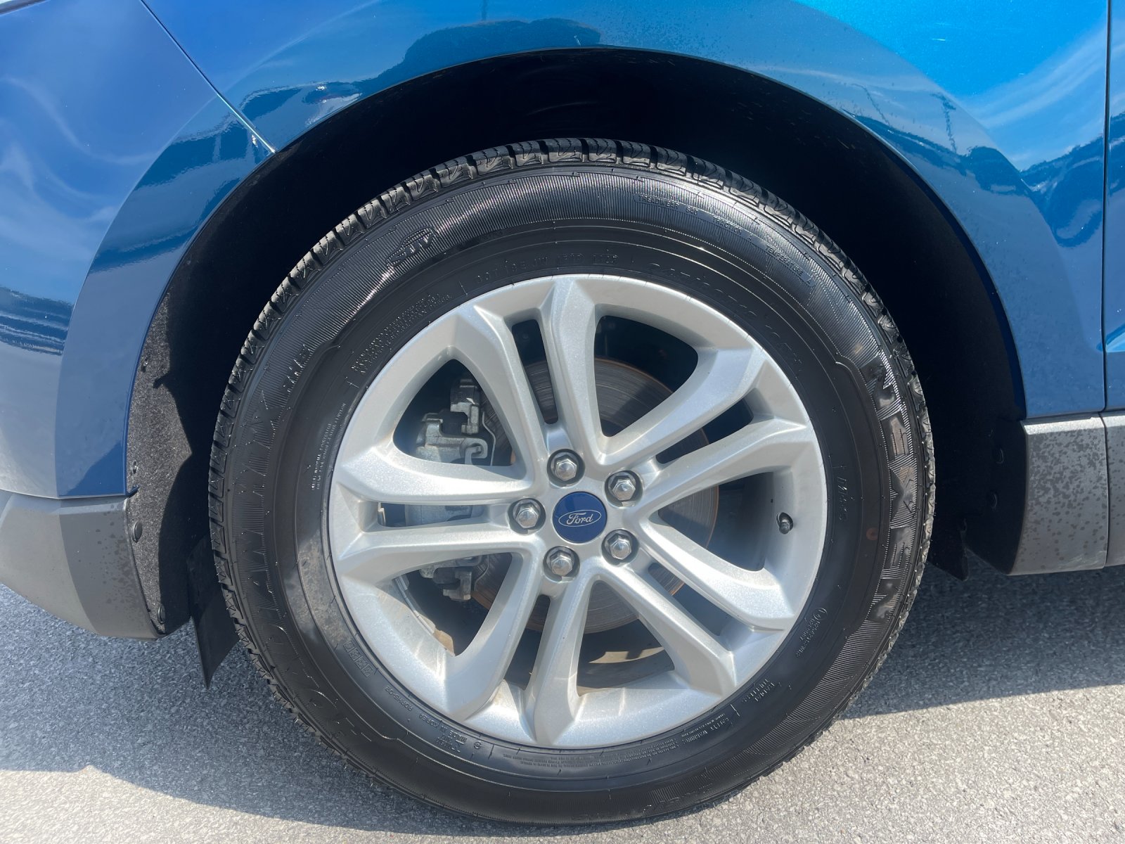 Used 2020 Green Ford SEL image 33