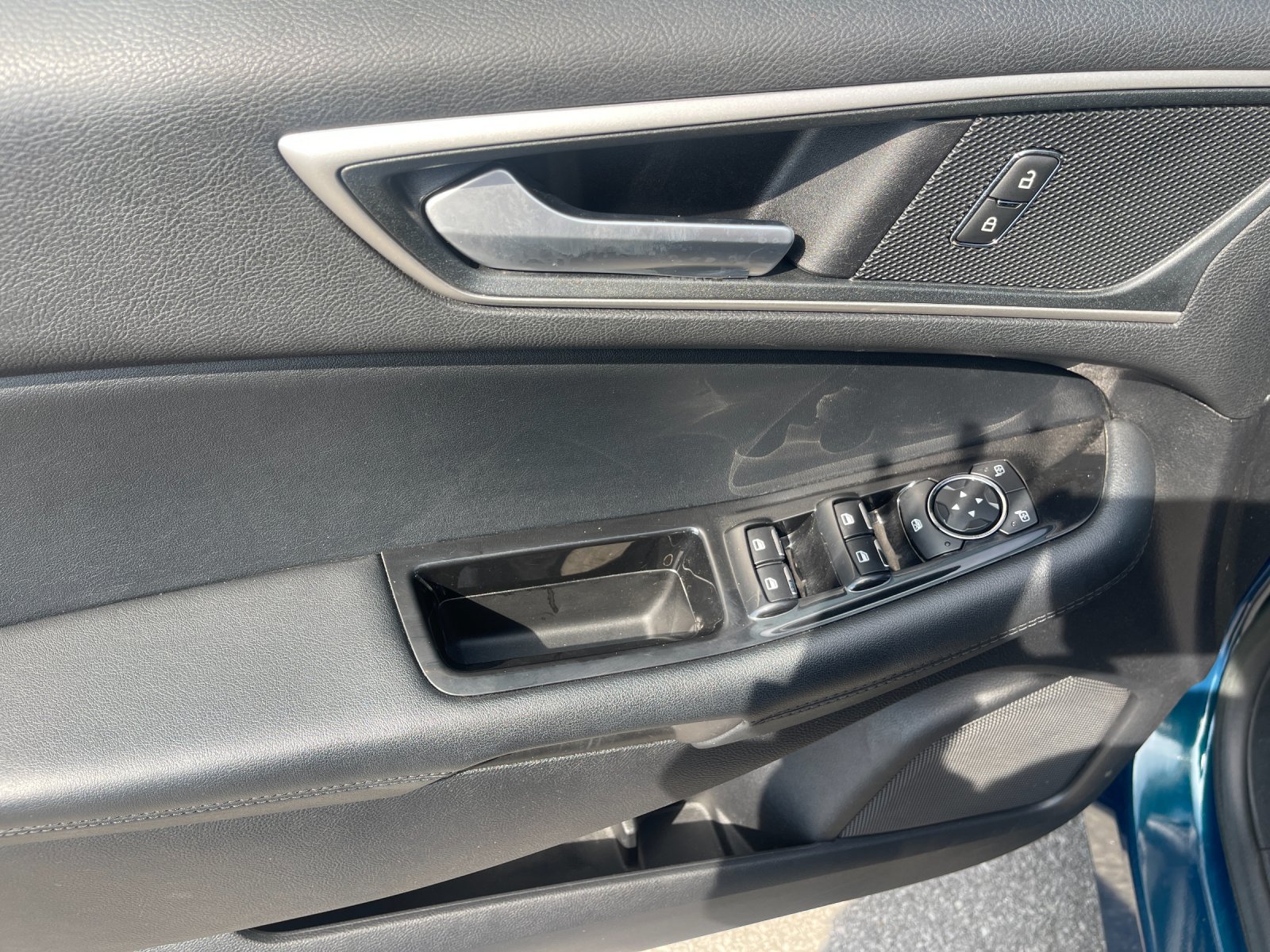 Used 2020 Green Ford SEL image 13