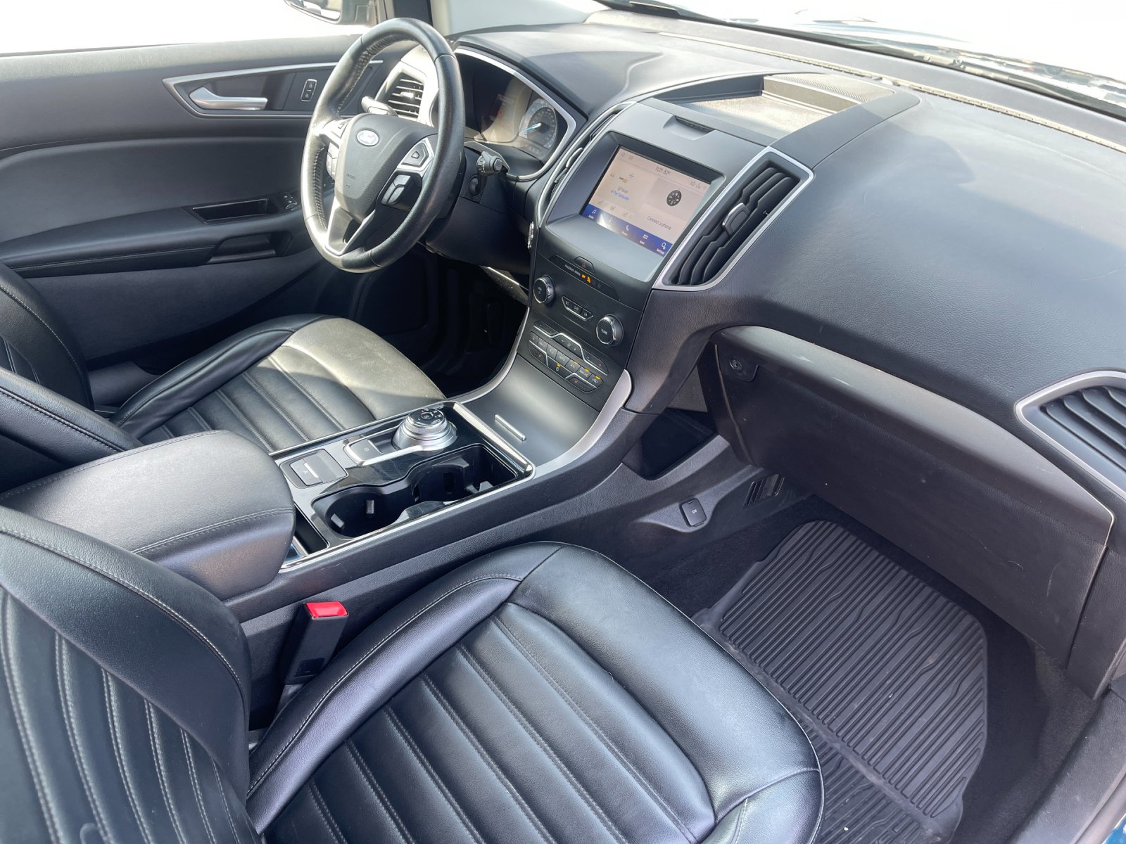 Used 2020 Green Ford SEL image 19