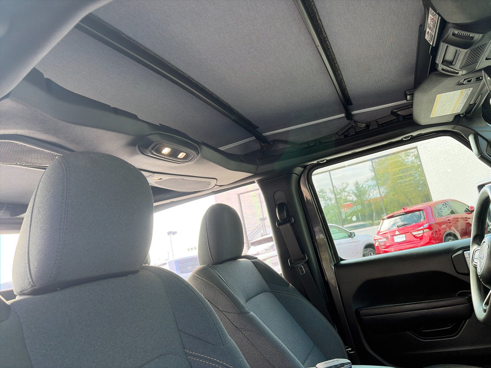 Used 2025 Crystal Metallic Jeep Sport image 19