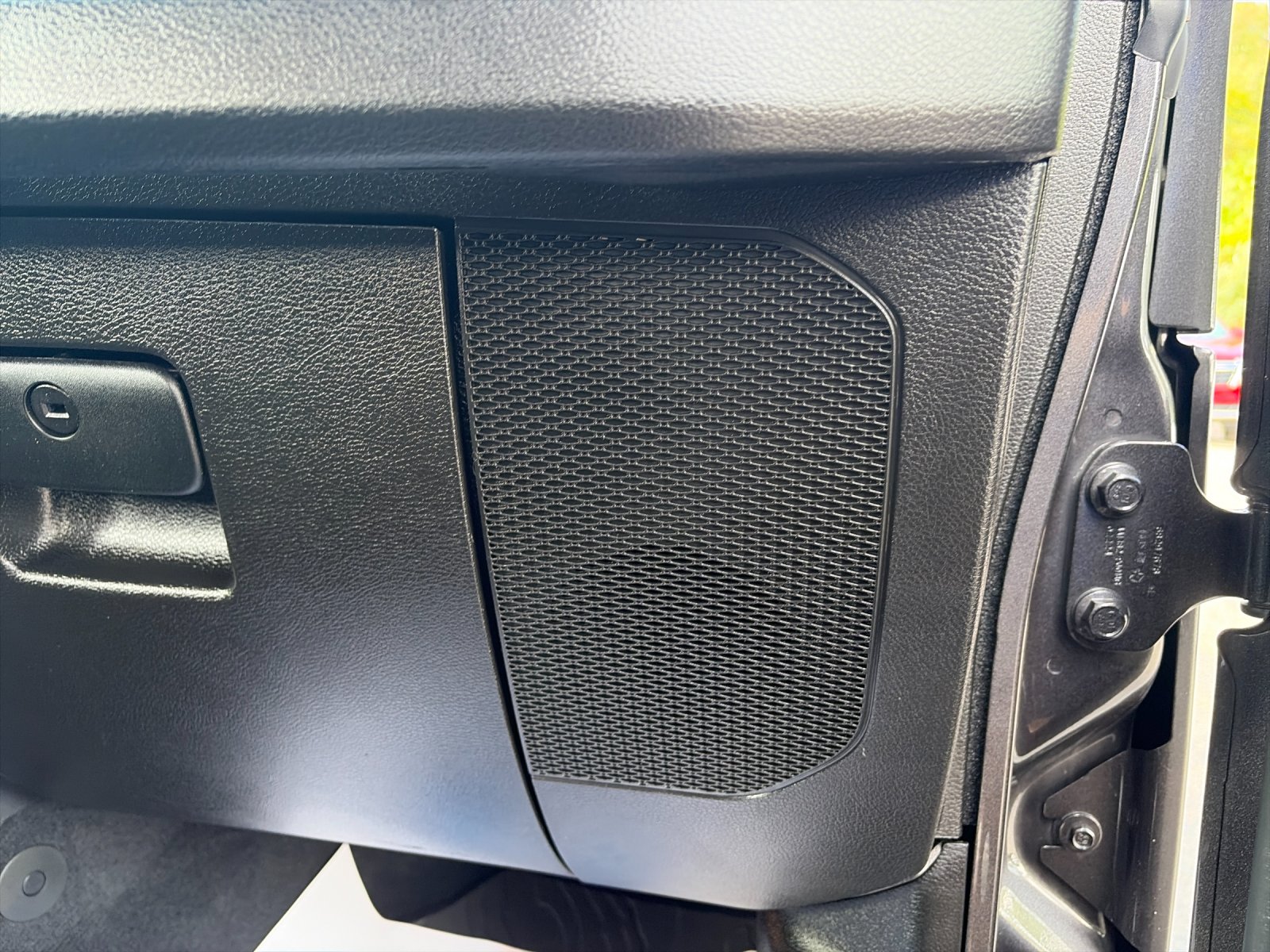 Used 2025 Crystal Metallic Jeep Sport image 21