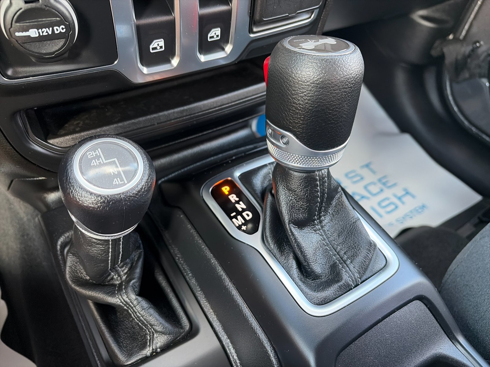 Used 2025 Crystal Metallic Jeep Sport image 25