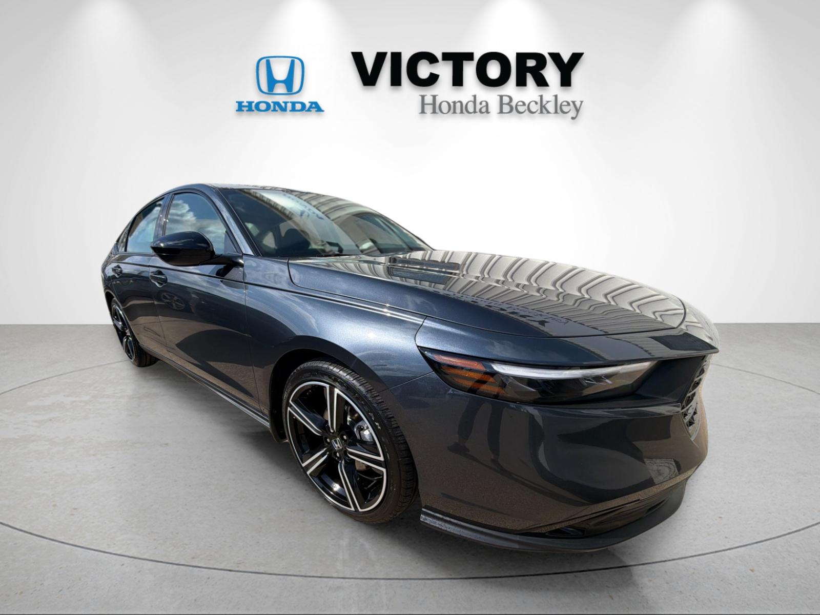 New 2026 Meteorite Gray Metallic Honda SE image 7