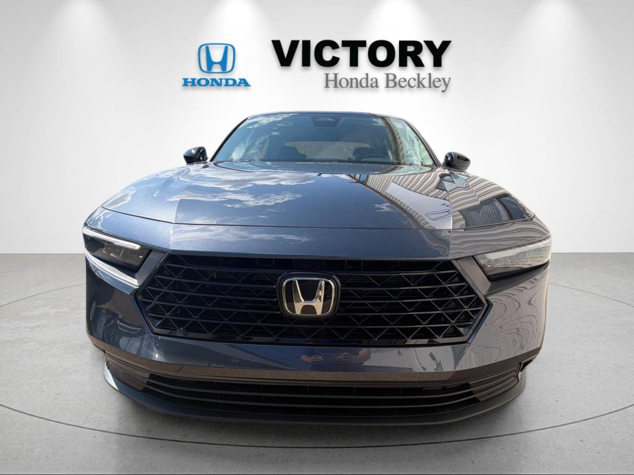 New 2026 Meteorite Gray Metallic Honda SE image 8