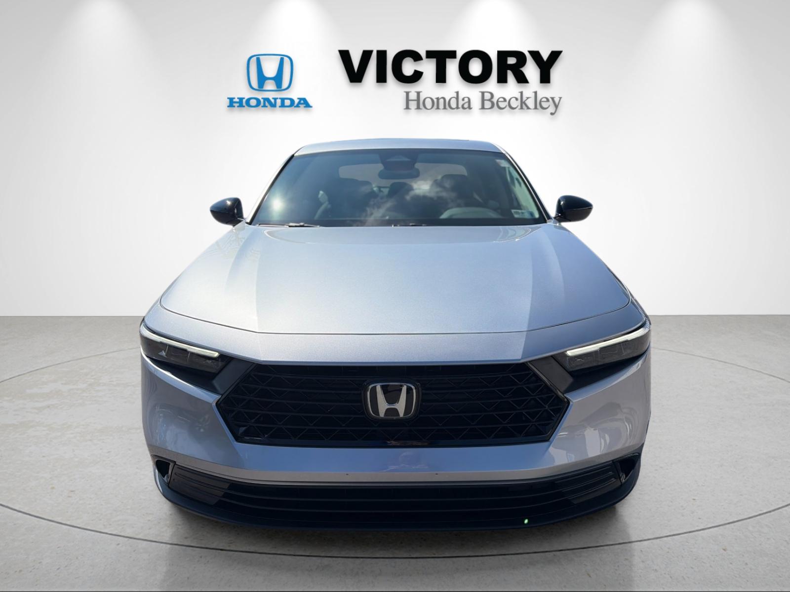 New 2026 Solar Silver Metallic Honda SE image 8
