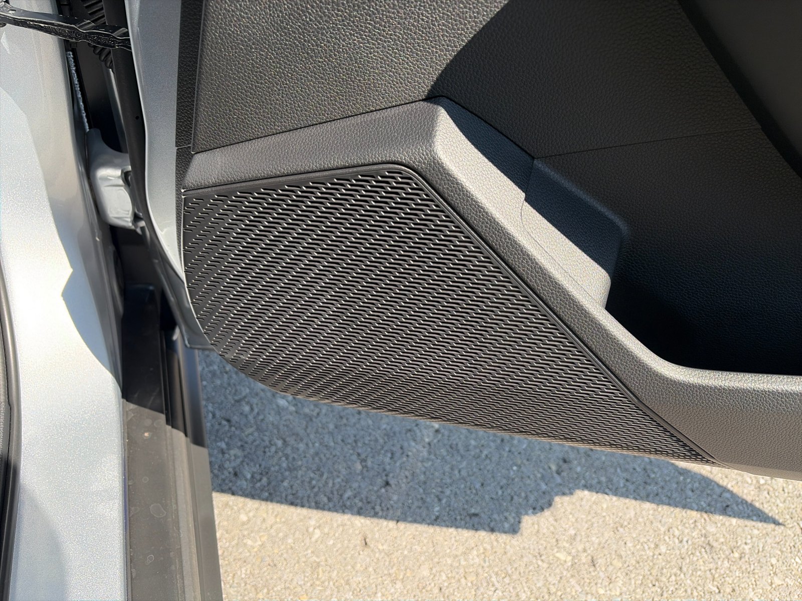 New 2026 Solar Silver Metallic Honda SE image 21