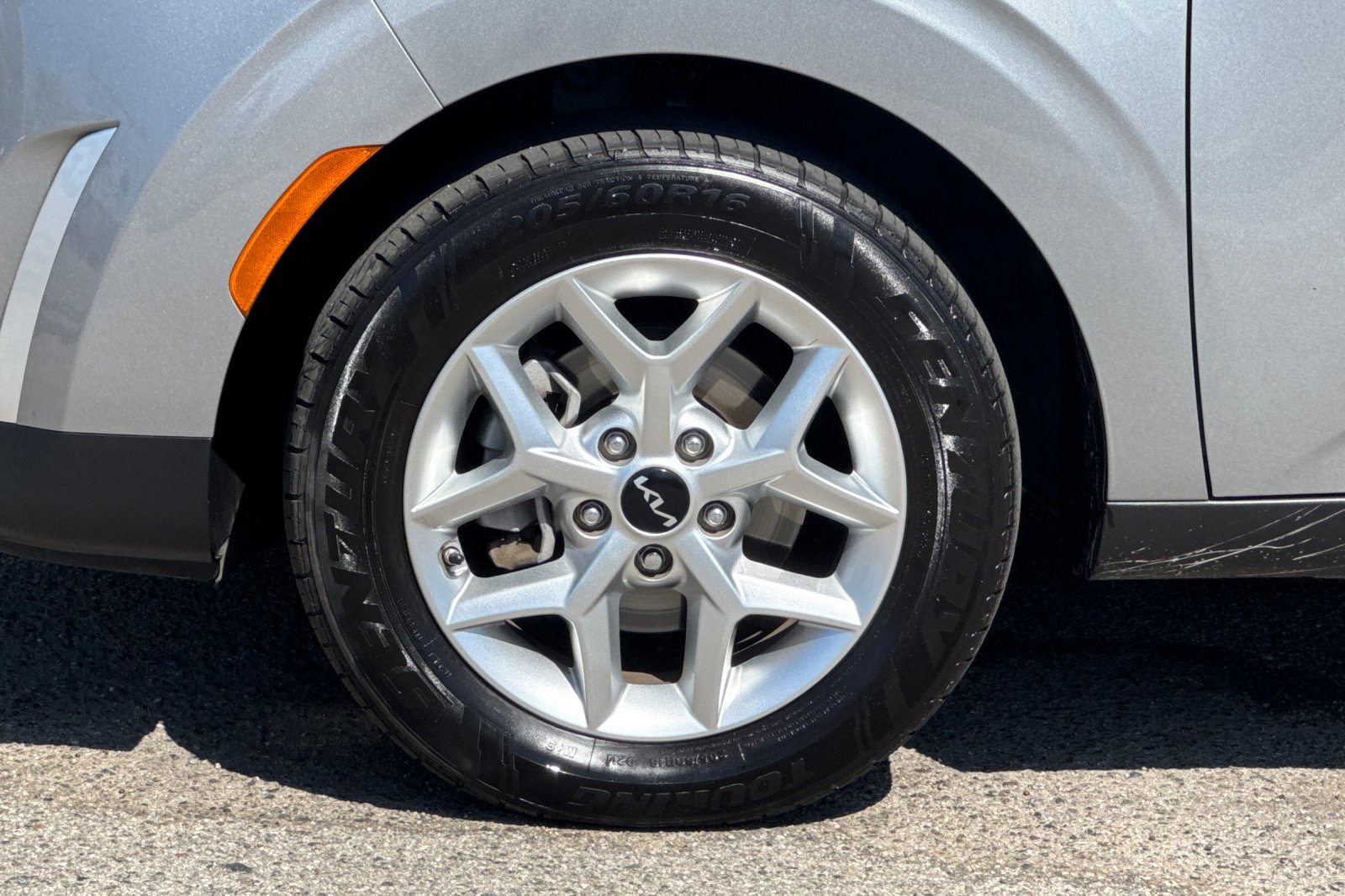 Used 2024 Steel Gray Kia LX image 25