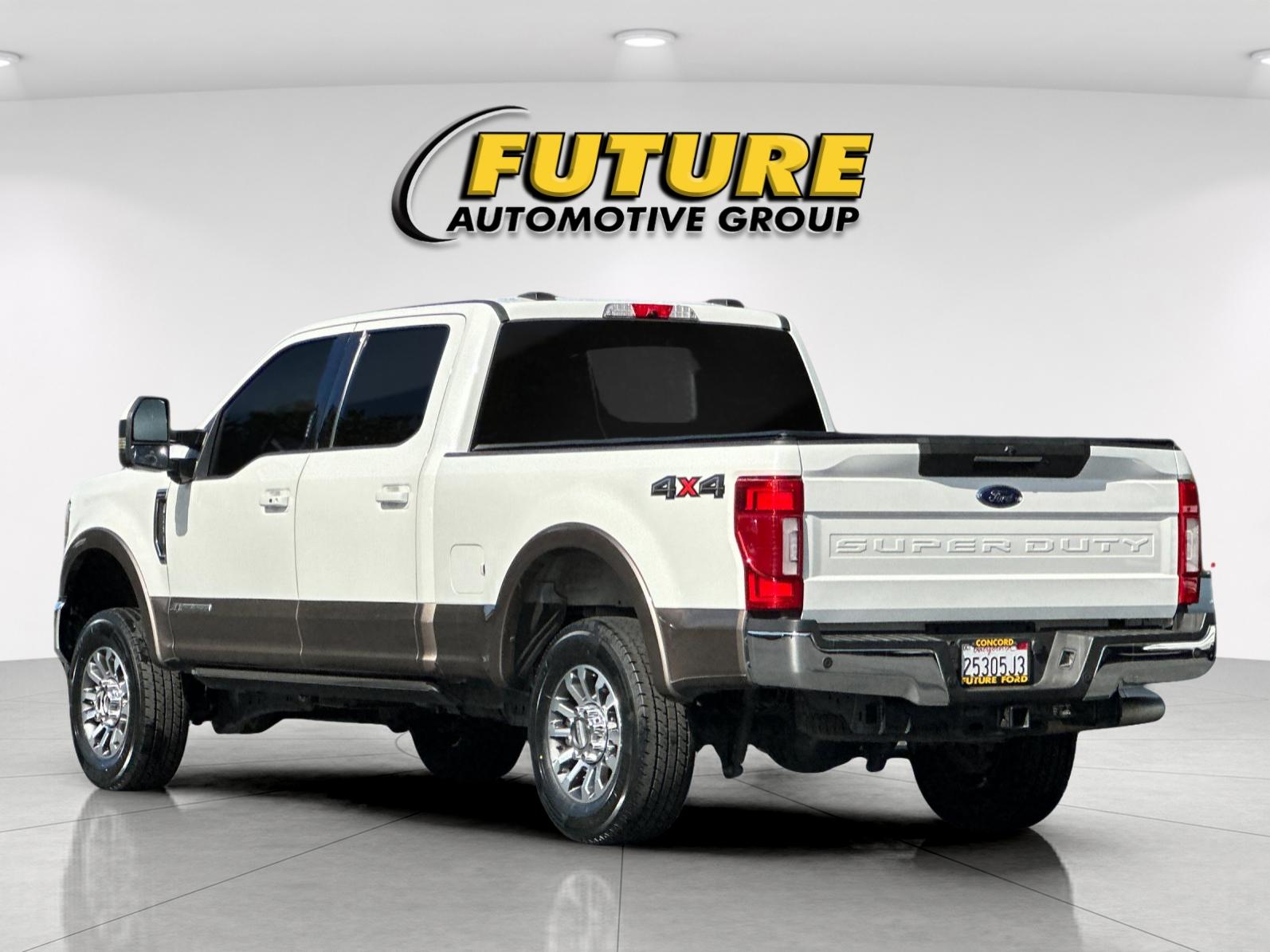 Used 2022 White Ford Lariat image 5