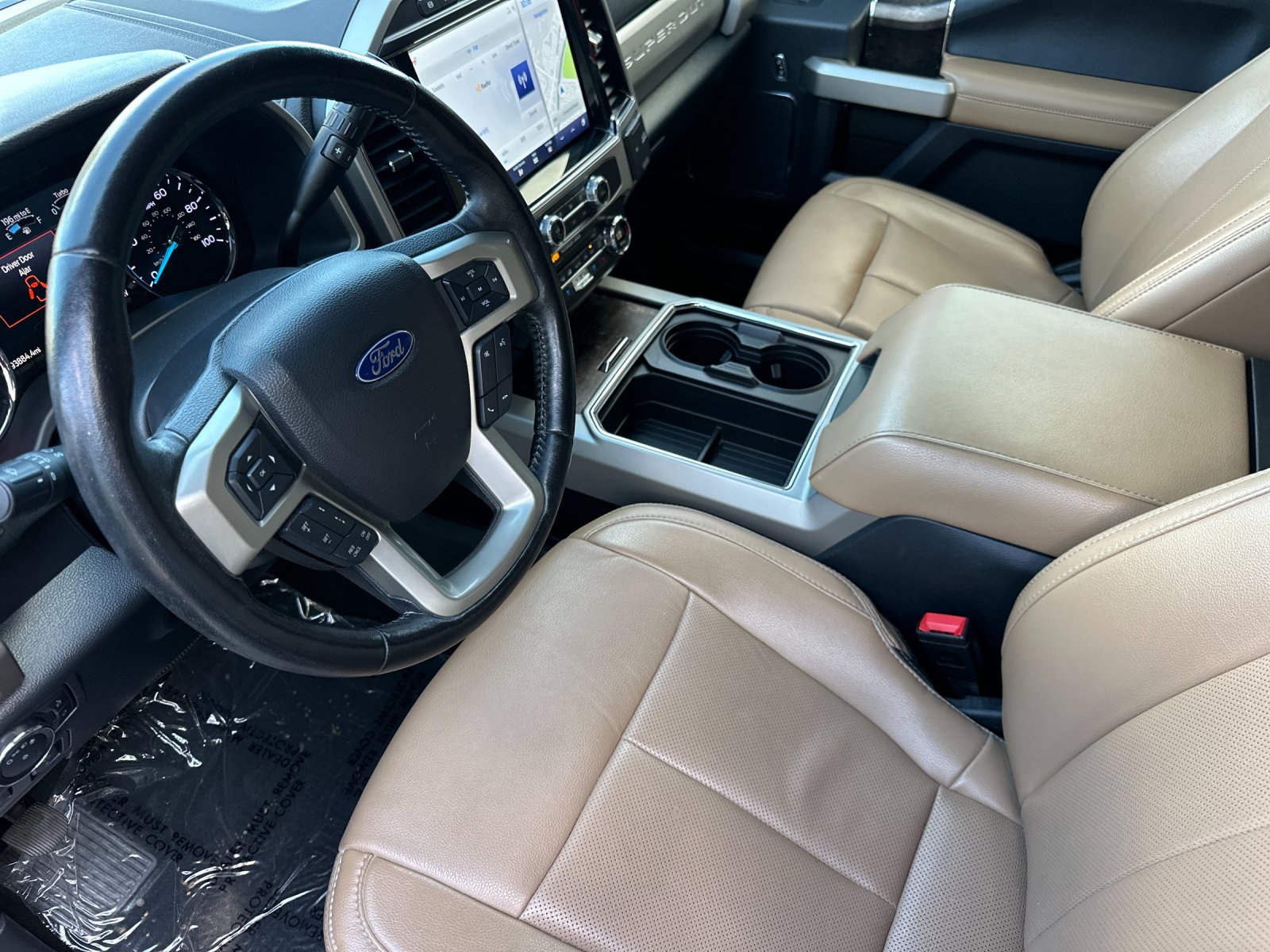 Used 2022 White Ford Lariat image 9
