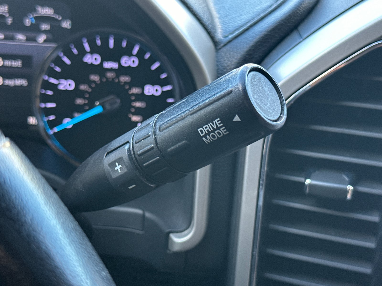 Used 2022 White Ford Lariat image 20