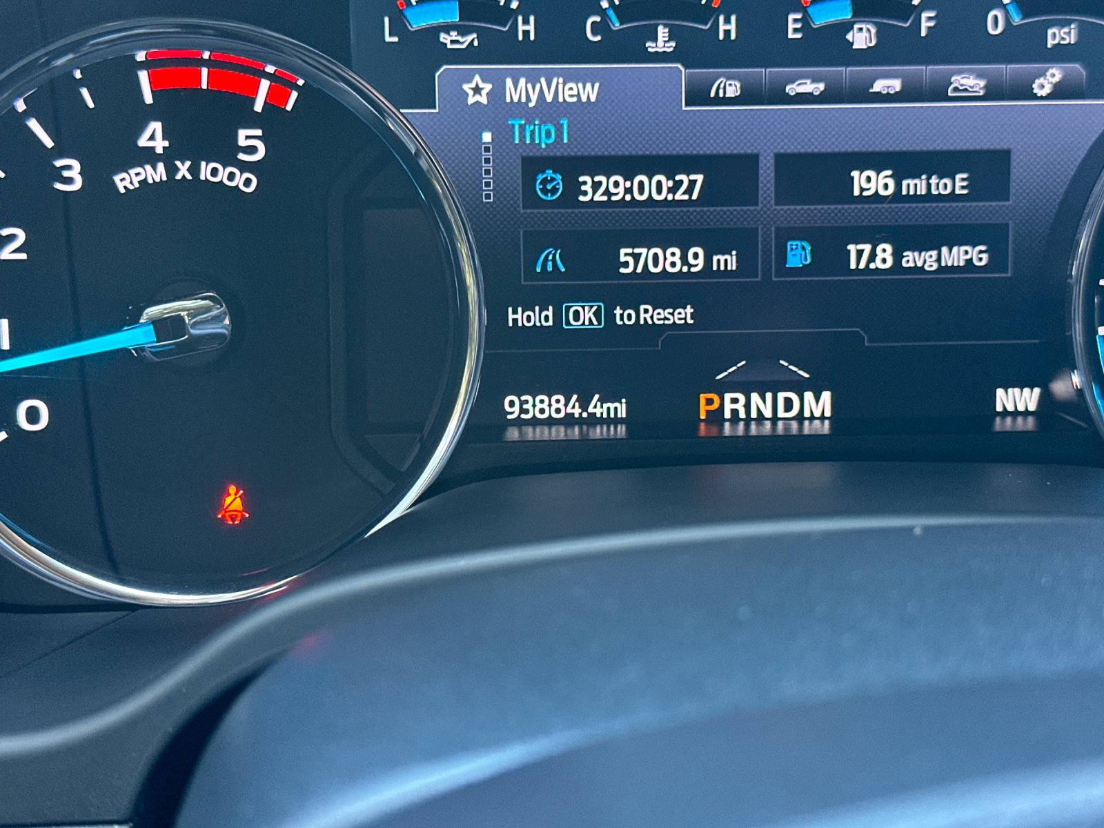 Used 2022 White Ford Lariat image 26