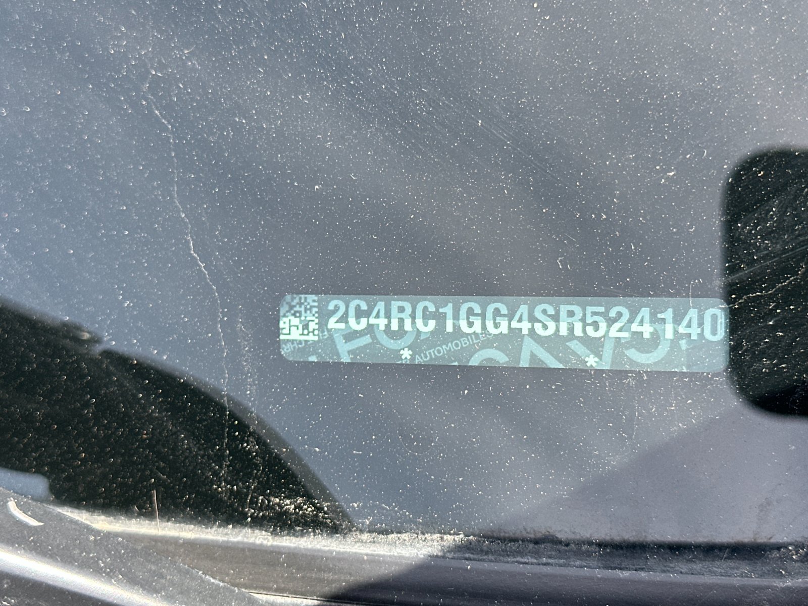 Used 2025 Black Chrysler Limited image 3