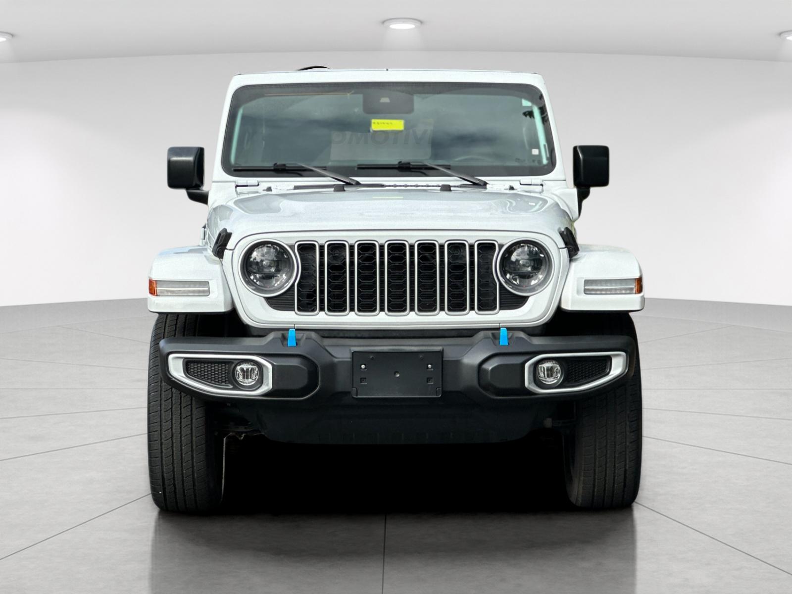 Used 2024 White Jeep Sahara 4xe image 9