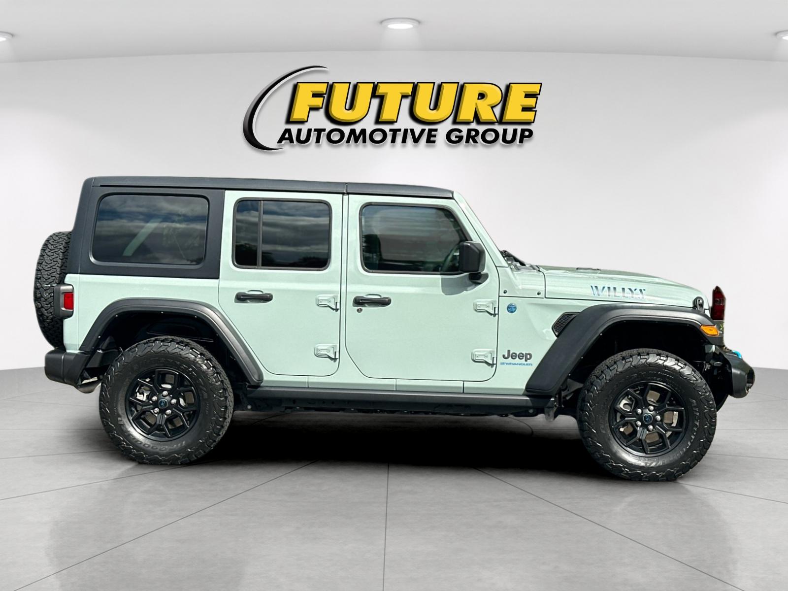 Used 2024 Gray Jeep Willys 4xe image 3