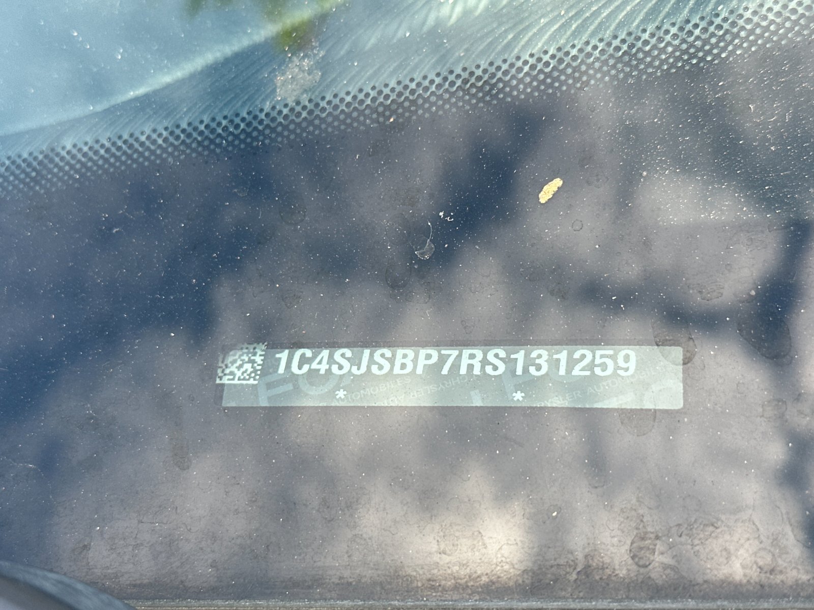 Used 2024 White Jeep Series II image 3