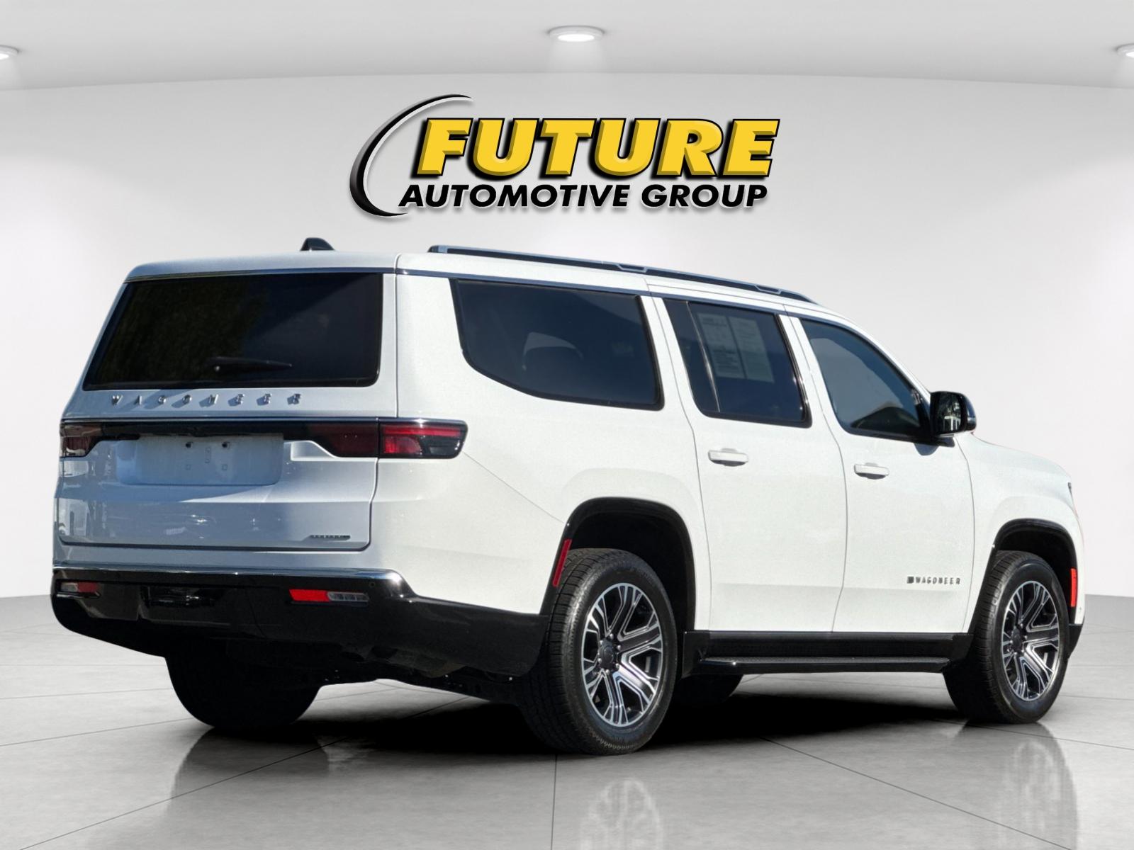 Used 2024 White Jeep Series II image 4
