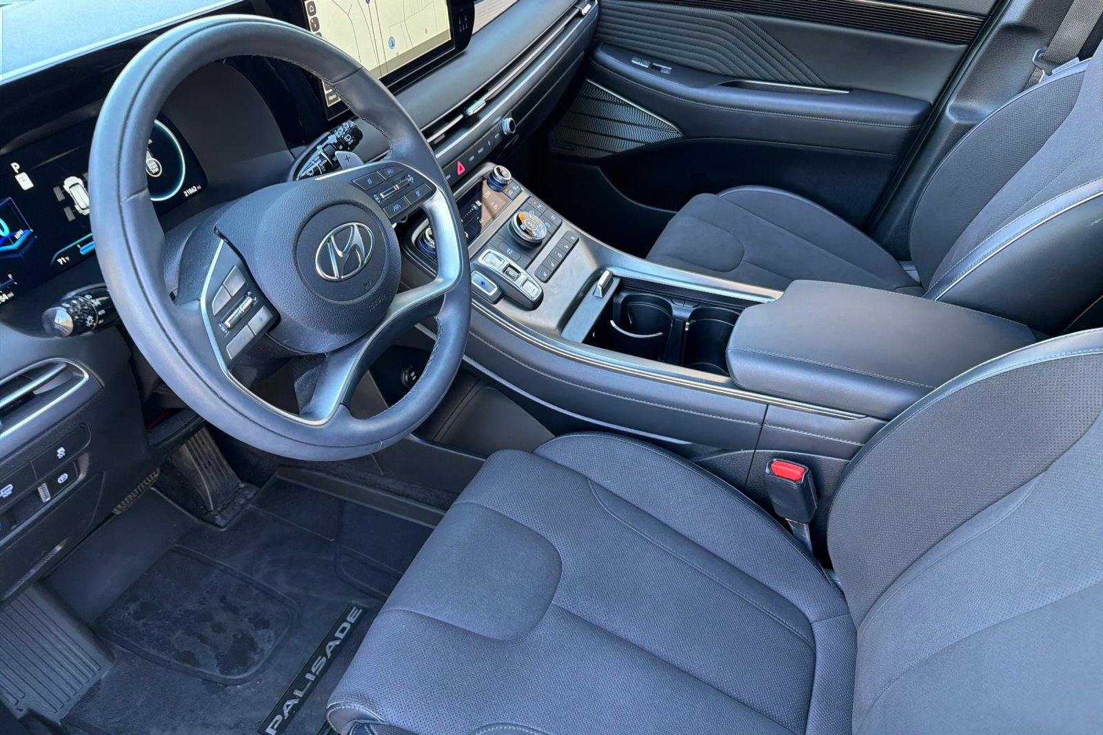 Used 2025 Black Hyundai Calligraphy Night Edition image 7