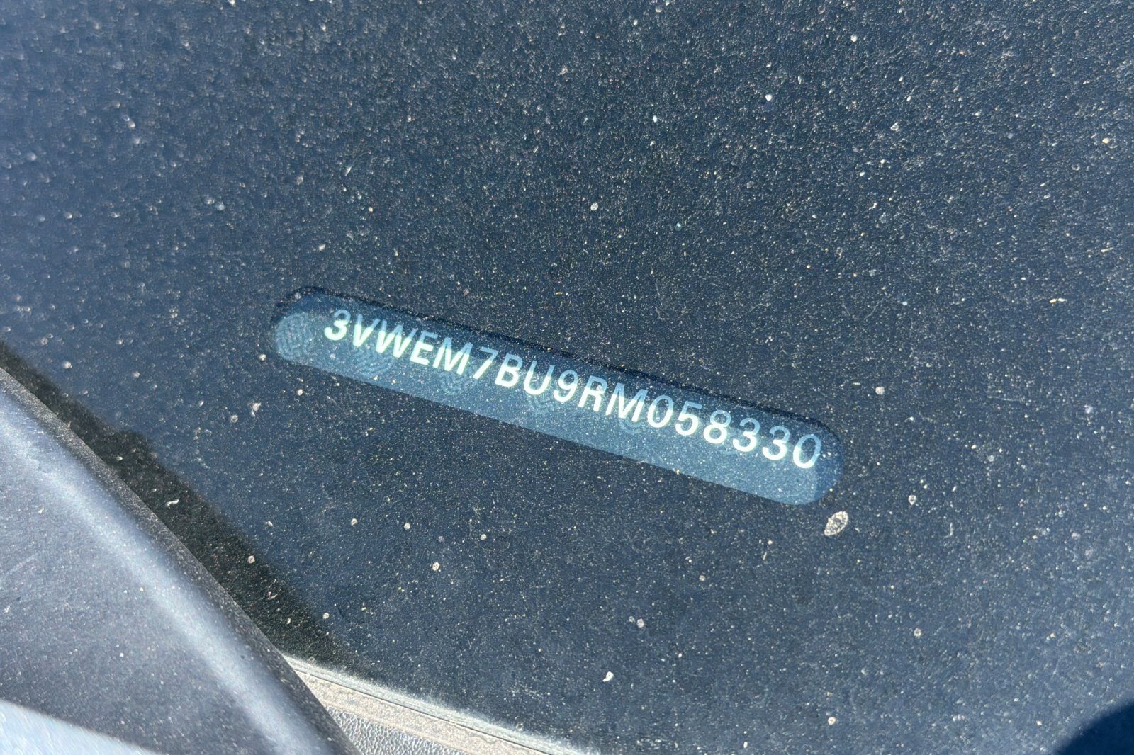 Used 2024  Volkswagen SE image 3