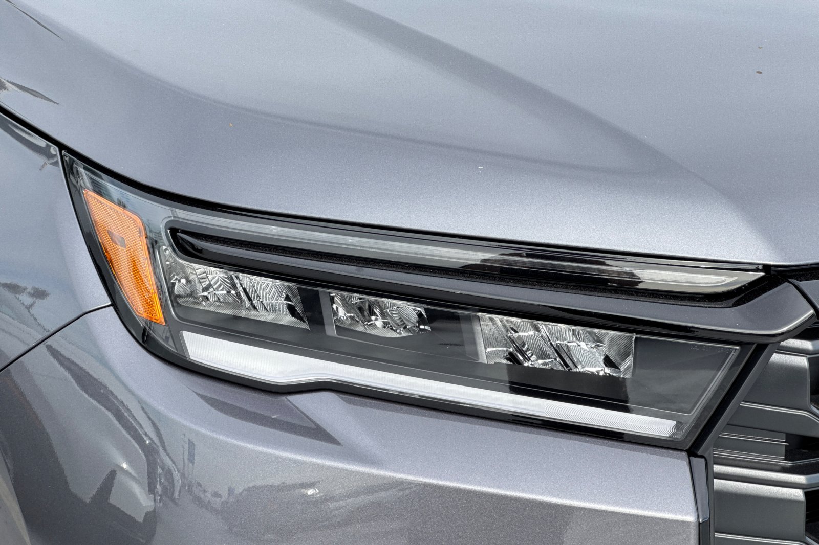 New 2026 Modern Steel Metallic Honda AWD EX-L image 32