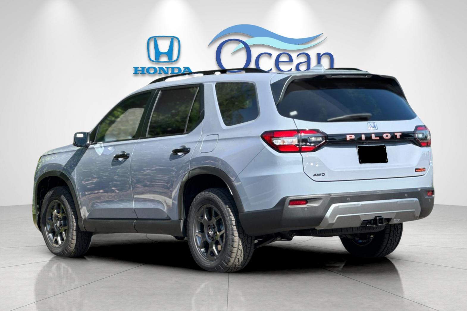New 2026 Sonic Gray Pearl Honda TrailSport image 3