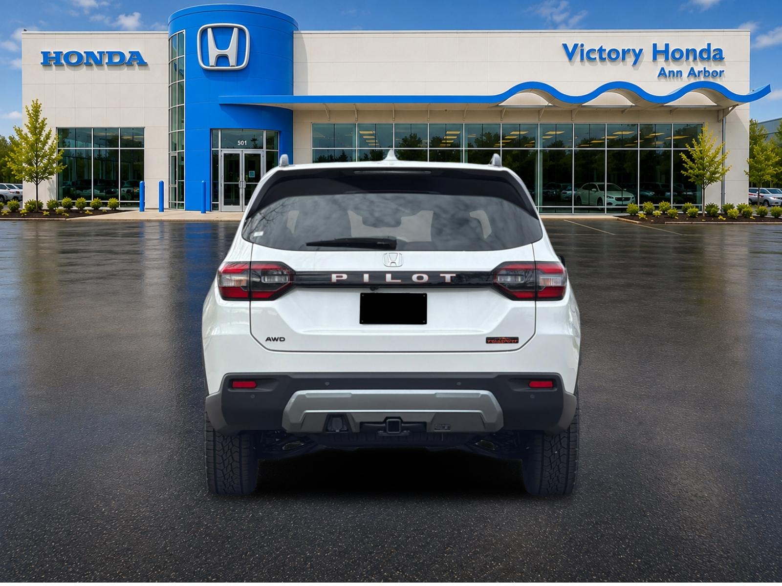 New 2026 Platinum White Pearl Honda AWD TrailSport image 6