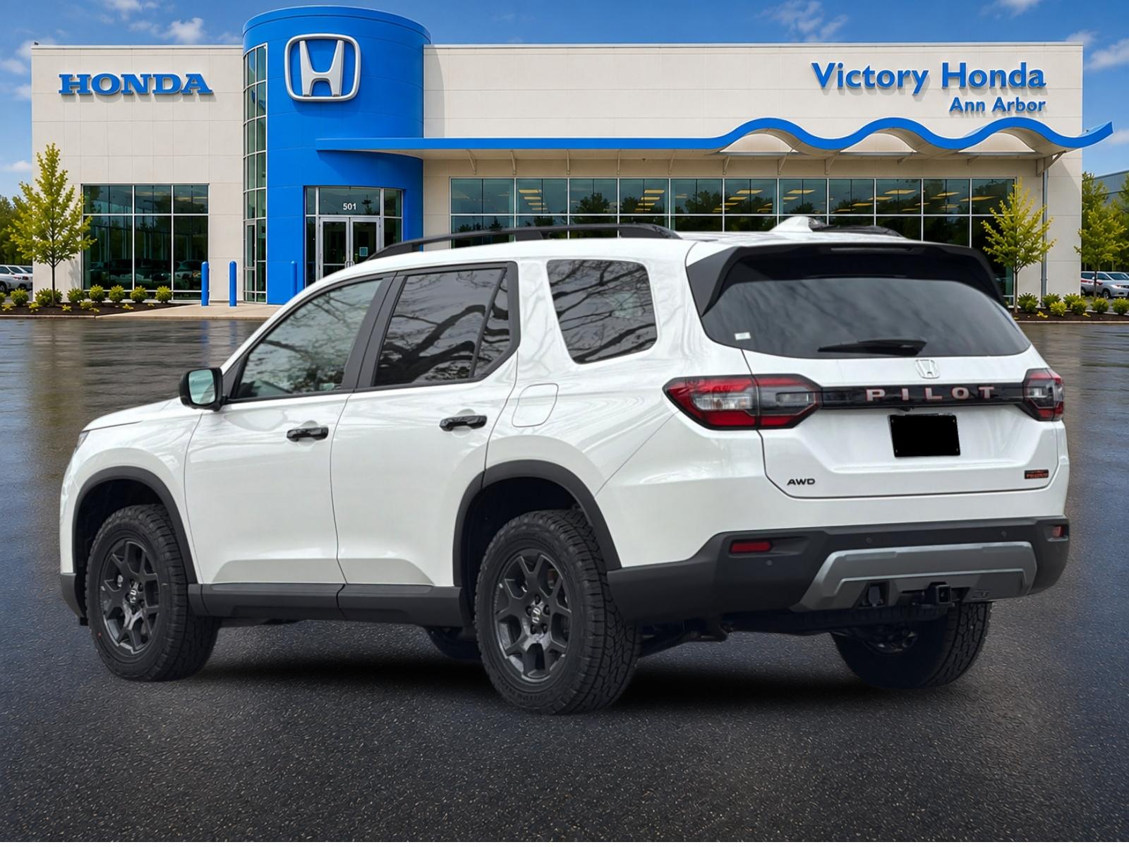 New 2026 Platinum White Pearl Honda AWD TrailSport image 7