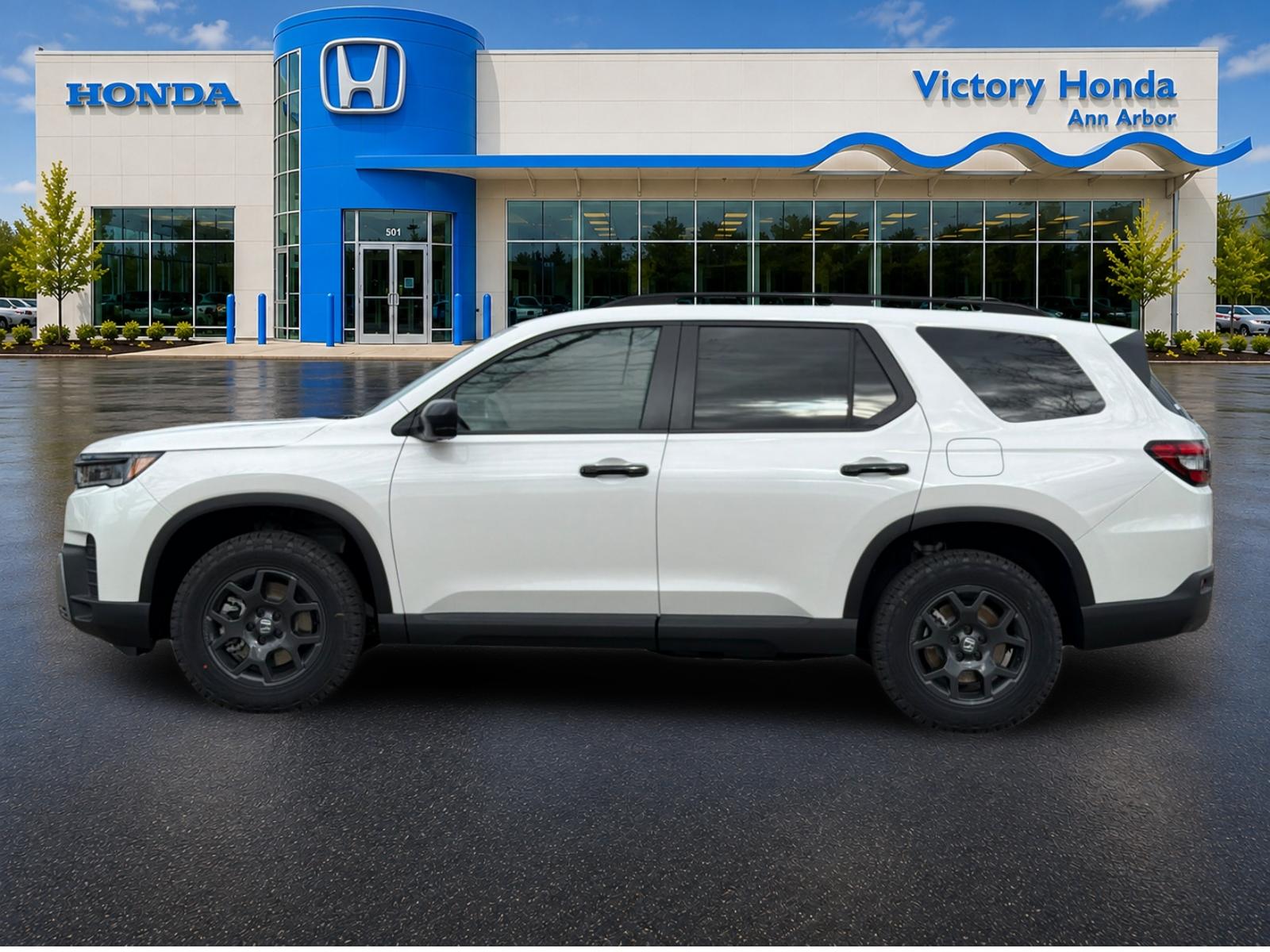 New 2026 Platinum White Pearl Honda AWD TrailSport image 8