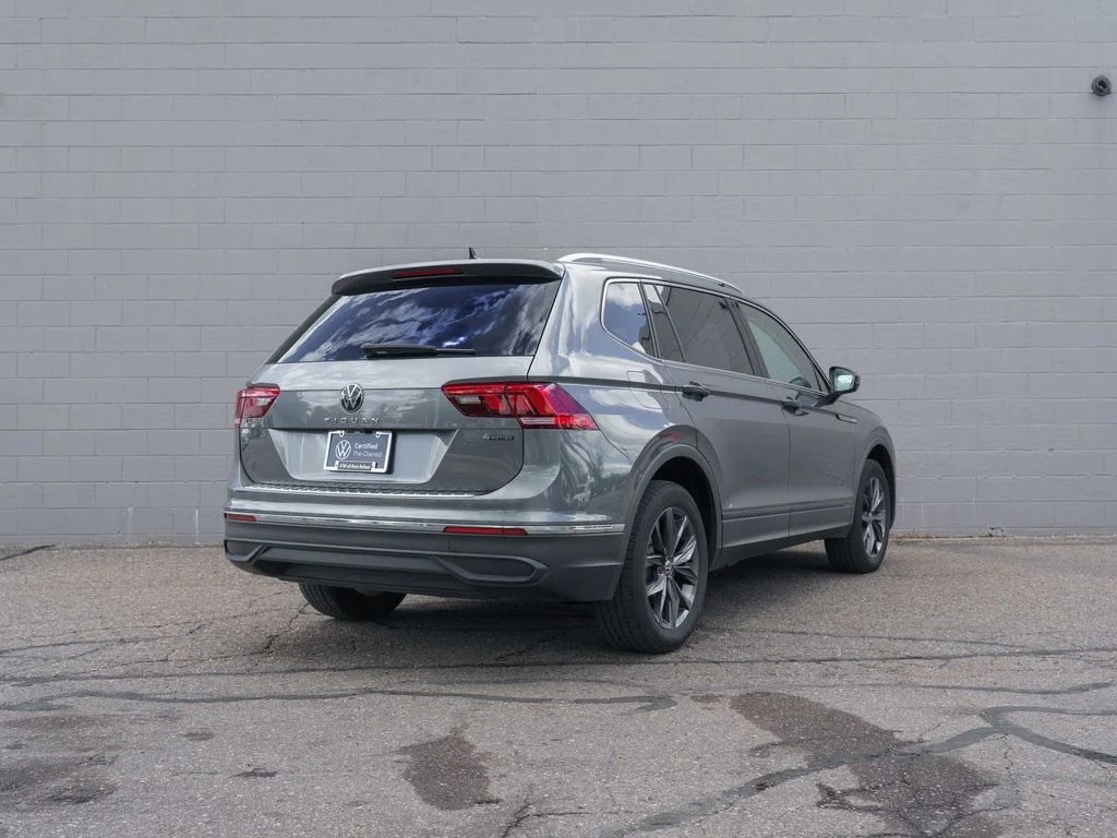 Used 2023 Platinum Gray Metallic Volkswagen 2.0T SE image 7