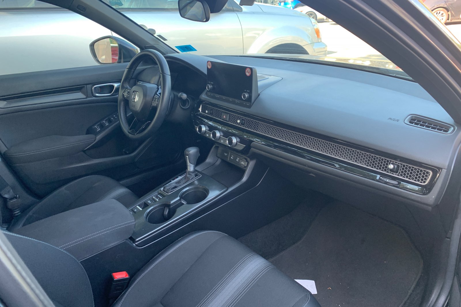 Certified Used 2025  Honda Sport image 5